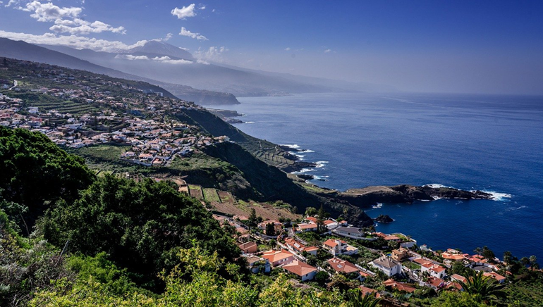 HOT 🔥 Cheap flights from London to Tenerife for £28